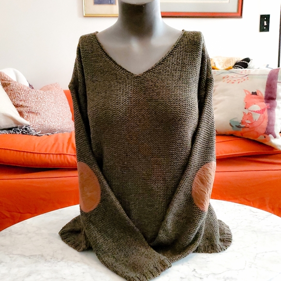 RDI Elbow Patch Sweater - Picture 2 of 4